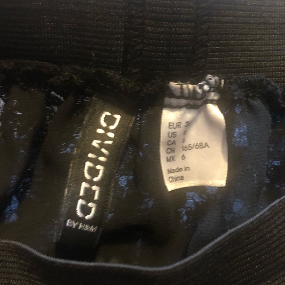 Divided By H&M Lace Skater Flare Skirt - Picture 3 of 5